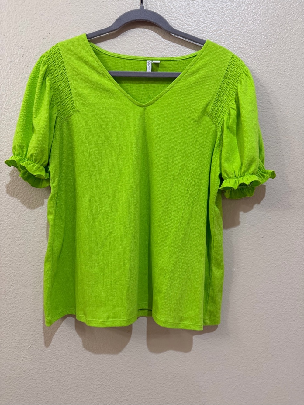 Cato Neon Green V-Neck Puff Sleeve Smocked Blouse Top Size L